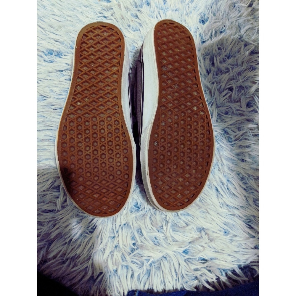 Vans - Picture 4 of 5